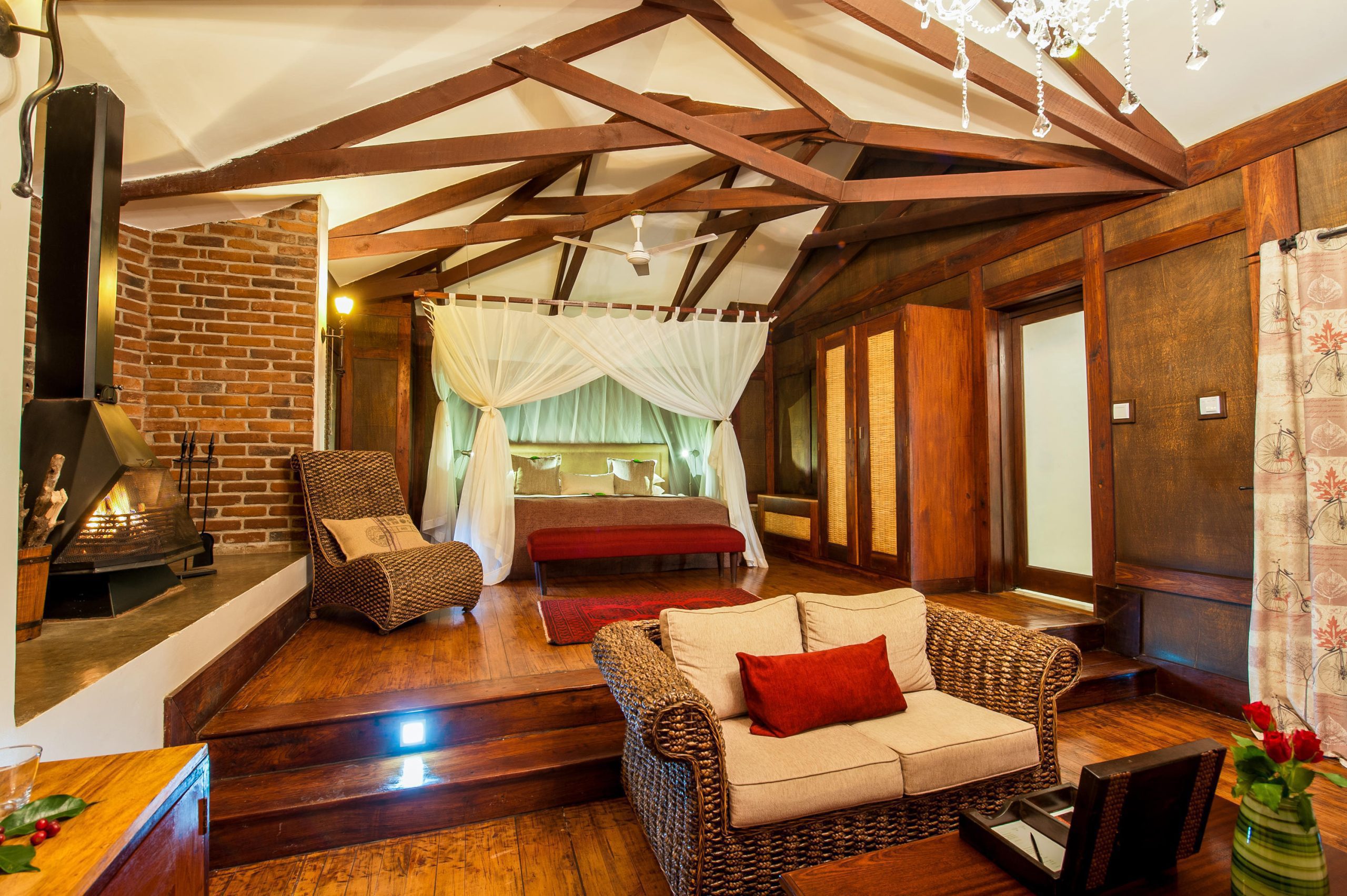 Located in Arusha, Elewana Arusha Coffee Lodge provides accommodations with a year-round outdoor pool, free WiFi, a garden and a shared lounge.